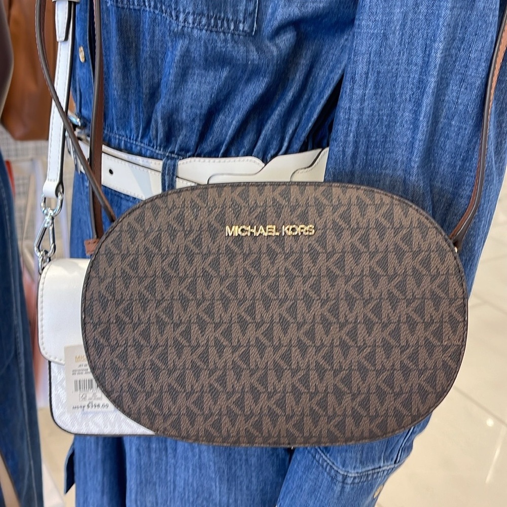 Michael Kors Jet Set Travel Medium Signature Logo EW Crossbody Bag Brown NWT - Picture 7 of 16